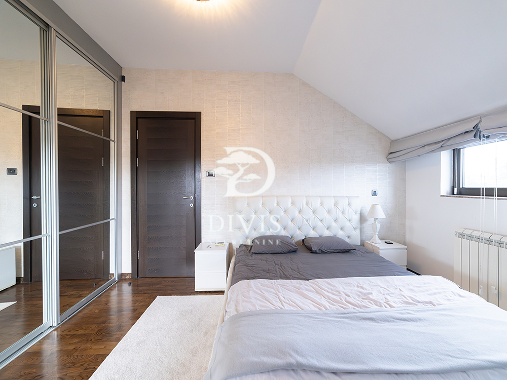 Slika 6 - Osmana Đikića, Profesorska kolonija 102m² Palilula, Beograd, Trosoban stan na prodaju, 102m2, 325.000€